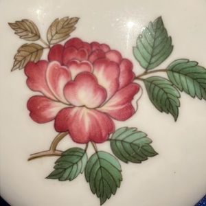 Wedgwood Charnwood Round  3" Trinket Box Made in England Bone China DISCONTINUED